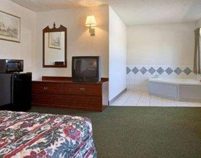 фото отеля Super 8 Motel Neosho