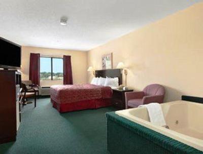 фото отеля Ramada Limited Tell City