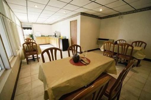 фото отеля Americas Best Value Inn Madison Heights (Virginia)