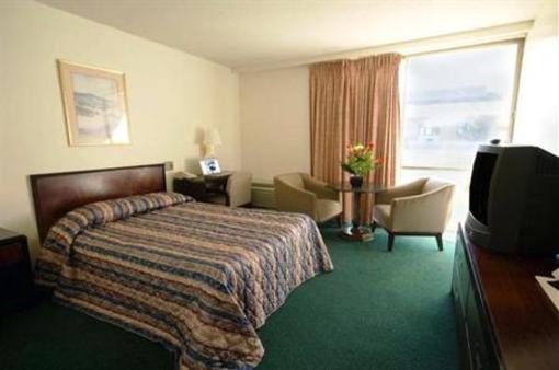 фото отеля Americas Best Value Inn Madison Heights (Virginia)