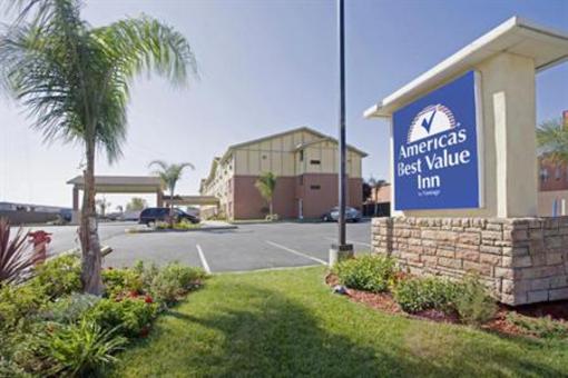 фото отеля Americas Best Value Inn Hayward