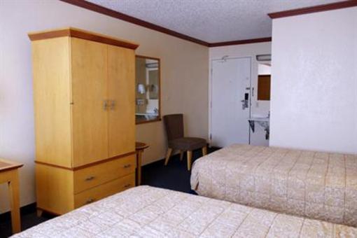 фото отеля Americas Best Value Inn Hayward