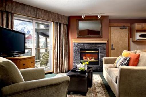фото отеля Windtower Lodge & Suites Canmore