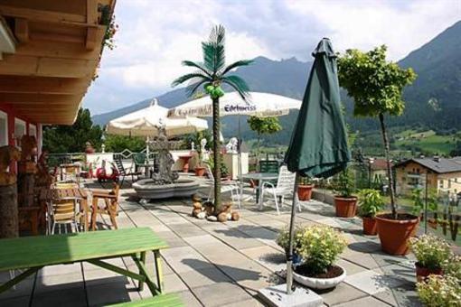 фото отеля Hotel Garni Huttl Bernd