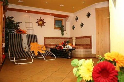 фото отеля Hotel Garni Huttl Bernd