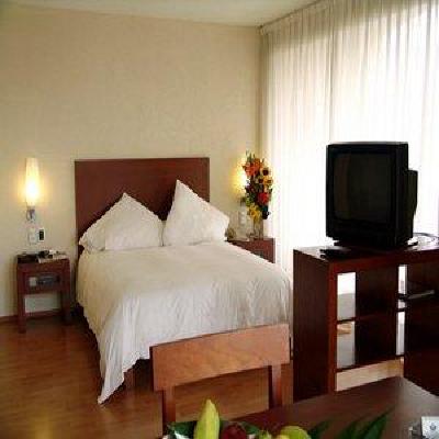 фото отеля San Marino Suites Hotel