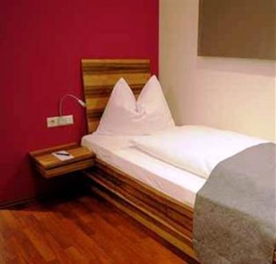 фото отеля AMH Airport-Messe-Hotel