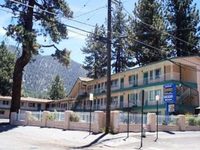 Stateline Economy Inn & Suites