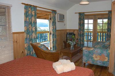 фото отеля Coachhouse Marina Resort