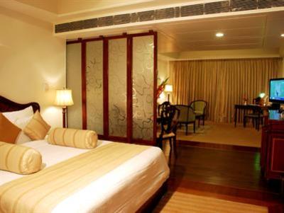 фото отеля The Manu Maharani Hotel Nainital