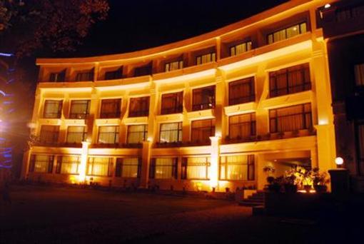 фото отеля The Manu Maharani Hotel Nainital