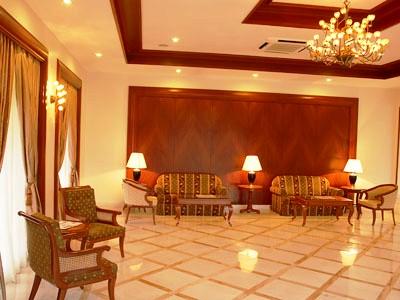 фото отеля Golden Landmark Resort