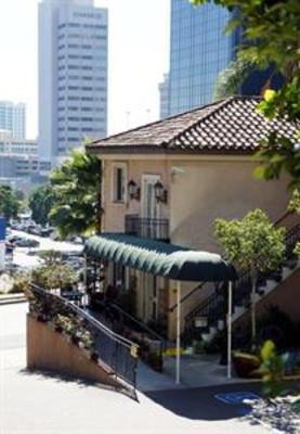 фото отеля BEST WESTERN Plus Cabrillo Garden Inn