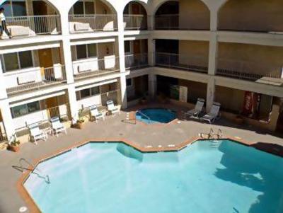 фото отеля BEST WESTERN Plus Cabrillo Garden Inn