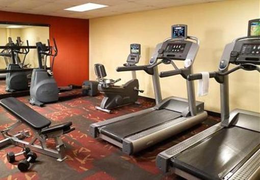 фото отеля Courtyard by Marriott Savannah Midtown
