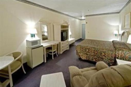 фото отеля Americas Best Value Inn & Suites Houston FM 1960 I-45
