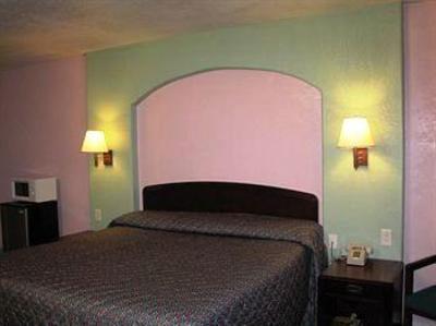 фото отеля Pinn Road Inn & Suites