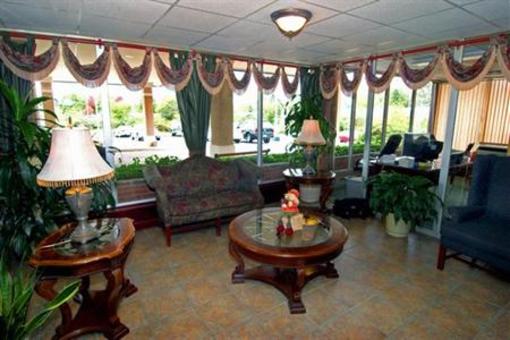 фото отеля Four Points by Sheraton Asheville Downtown