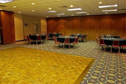 фото отеля Four Points by Sheraton Asheville Downtown
