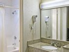 фото отеля Travelodge by the Bay