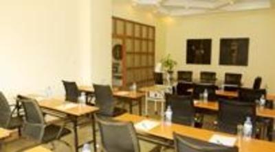 фото отеля Harbour View Suites