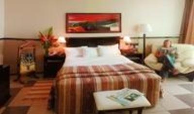фото отеля Harbour View Suites