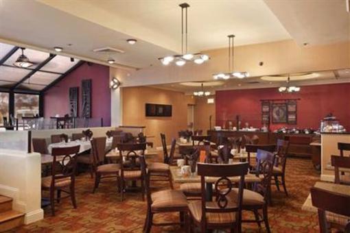 фото отеля Hilton Oak Lawn