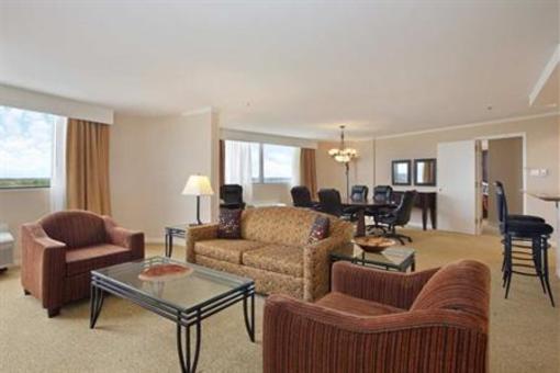 фото отеля Hilton Oak Lawn