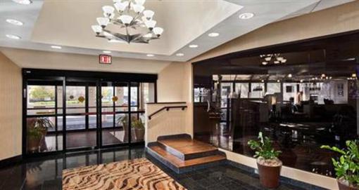 фото отеля Hilton Oak Lawn