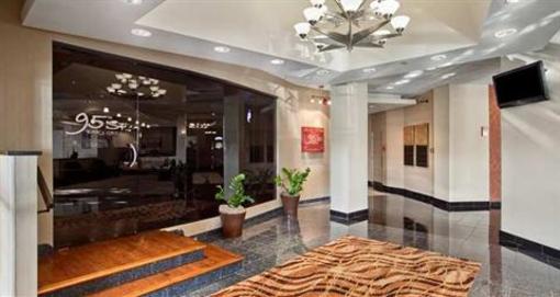 фото отеля Hilton Oak Lawn