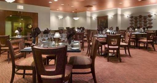 фото отеля Hilton Oak Lawn