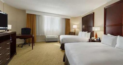 фото отеля Hilton Oak Lawn