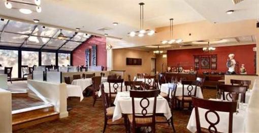 фото отеля Hilton Oak Lawn