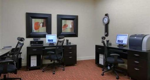 фото отеля Hilton Oak Lawn