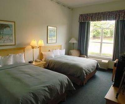 фото отеля Baymont Inn & Suites Fort Myers Airport