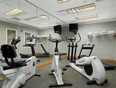 фото отеля Baymont Inn & Suites Fort Myers Airport