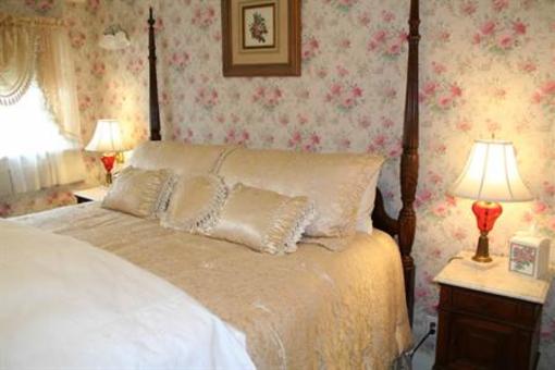 фото отеля Central Park Bed and Breakfast