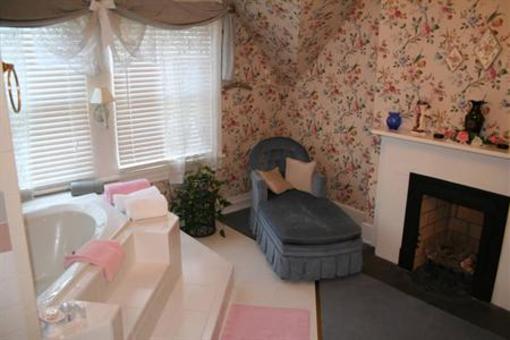 фото отеля Central Park Bed and Breakfast