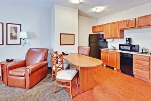 фото отеля Candlewood Suites Memphis