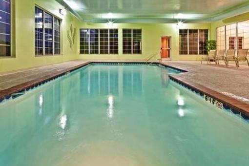 фото отеля Candlewood Suites Memphis