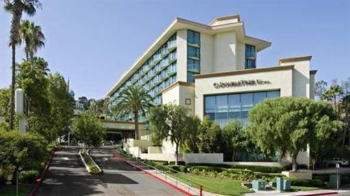 фото отеля Doubletree Club Hotel San Diego