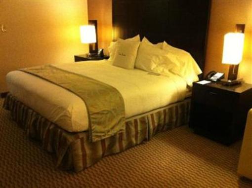 фото отеля Doubletree Club Hotel San Diego