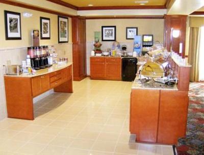 фото отеля Hampton Inn Montgomery-South-Airport