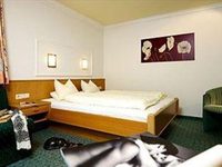 Holiday Hotel See