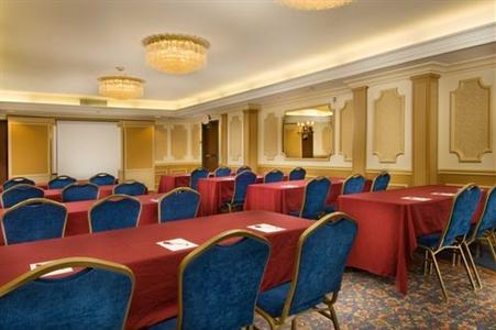 фото отеля Drury Inn & Suites New Orleans