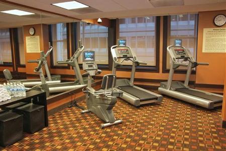 фото отеля Hampton Inn Majestic Chicago
