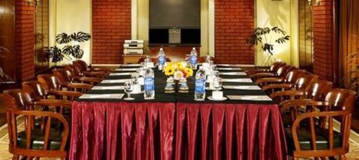 фото отеля Fortune Hotel Sullivan Court Ooty