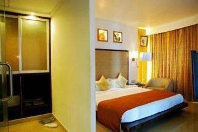 фото отеля Goldfinch Hotel Mangalore