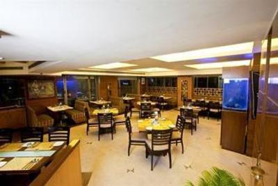 фото отеля Goldfinch Hotel Mangalore