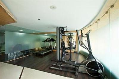 фото отеля Goldfinch Hotel Mangalore